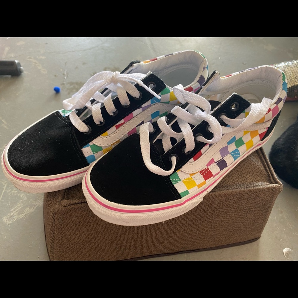 Vans, lightly used - Picture 6 of 7
